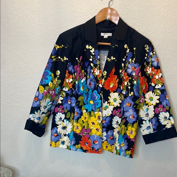 Jackets & Blazers - Floral Multicolor Women's Jacket